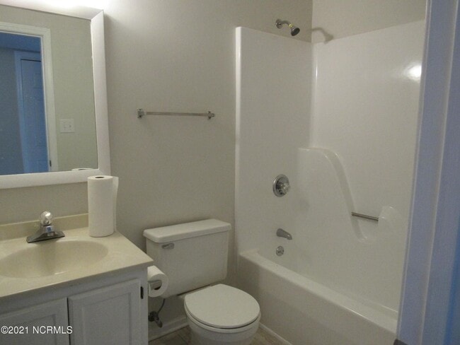 Building Photo - 314 Bracken Pl