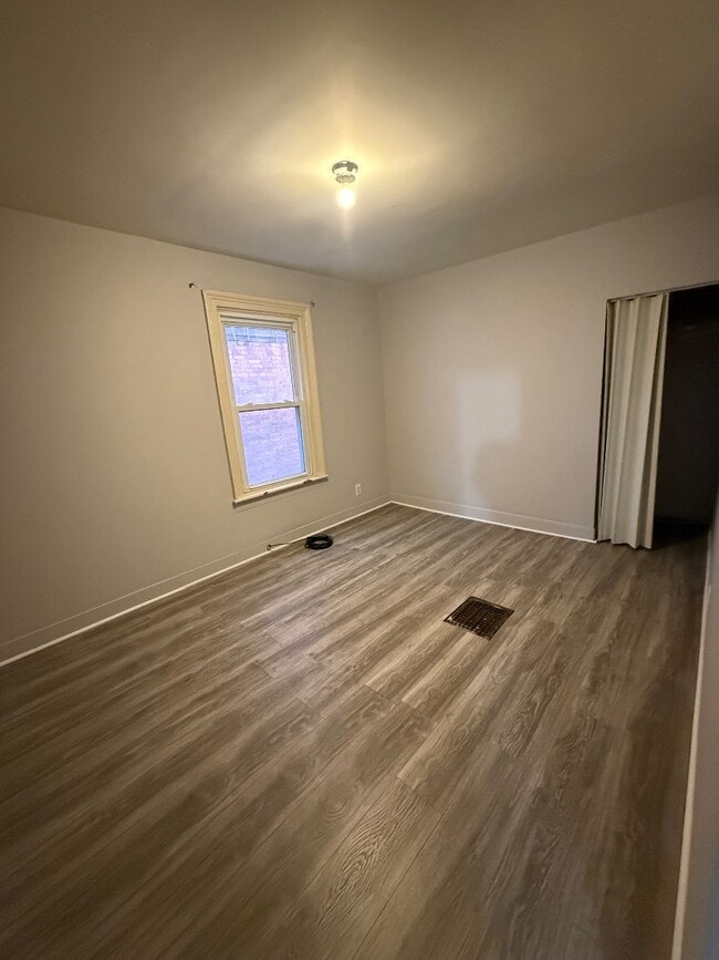 Building Photo - 1008 Park Ave