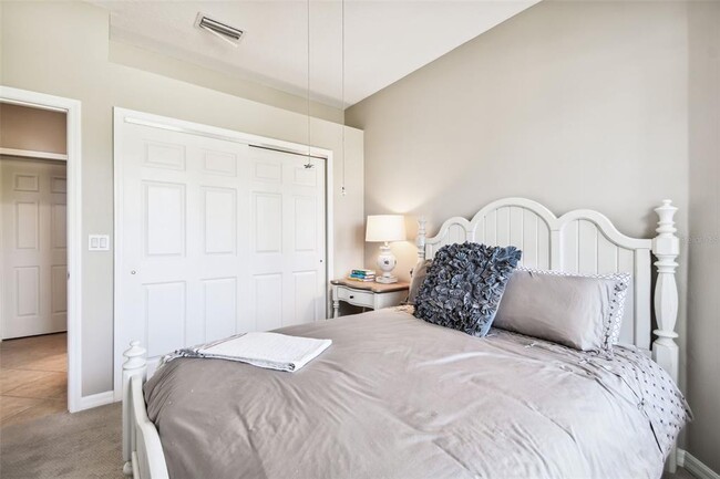 Building Photo - 7328 Lake Forest Gln