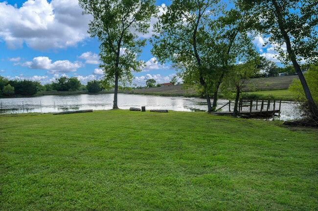 Building Photo - 15936 Co Rd 566