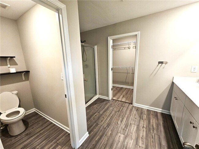 Building Photo - 4707 Waxwing St