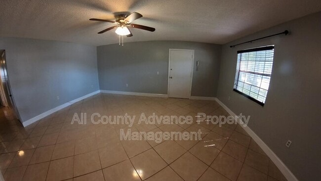 Building Photo - 1713 Belleair Forest Dr
