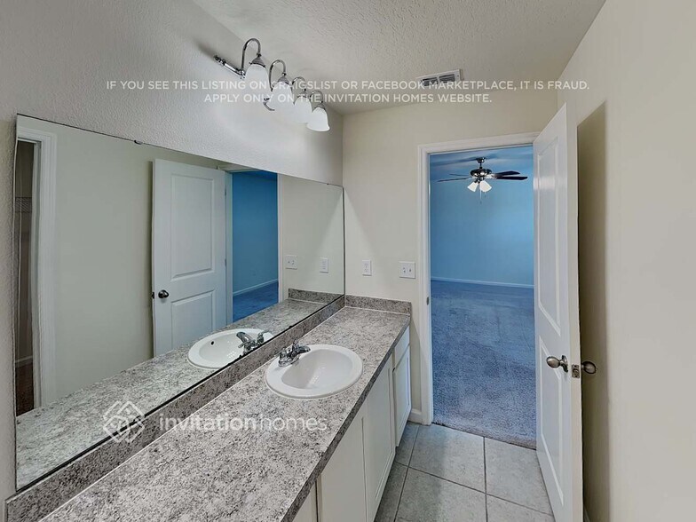 Building Photo - 1080 Cades Cv Wy