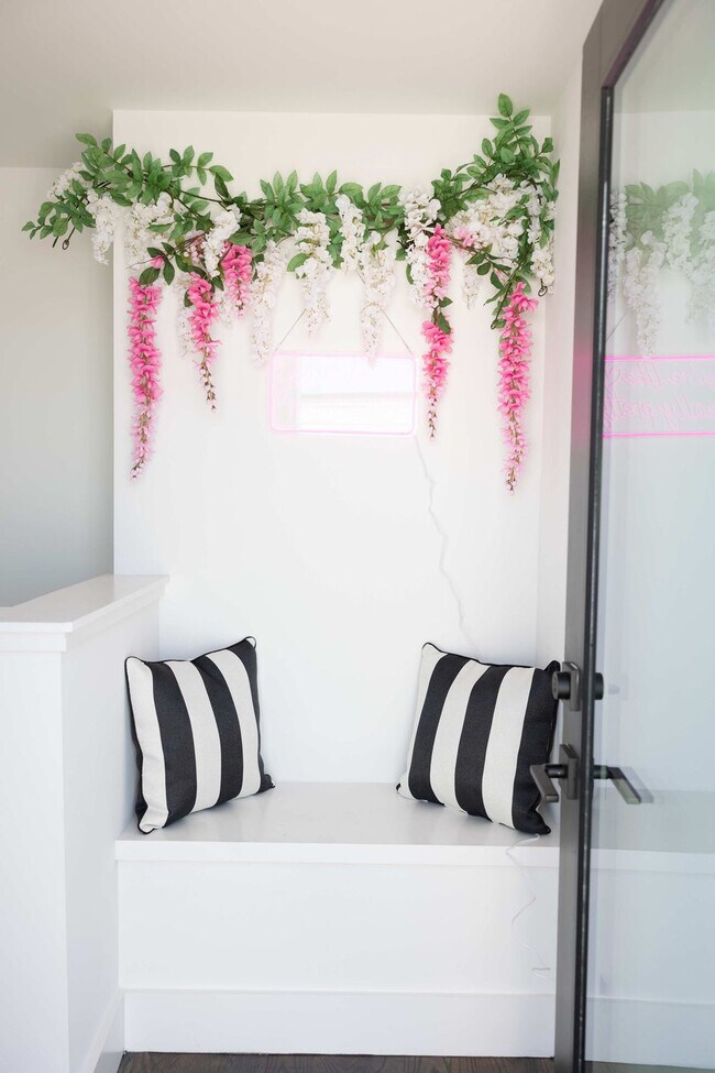 Building Photo - 1313 Baptist World Center Dr