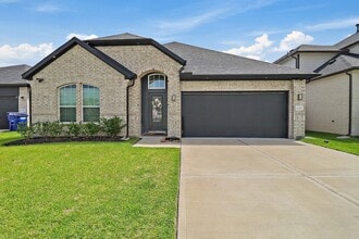 Building Photo - 14411 Black Cherry Hls St