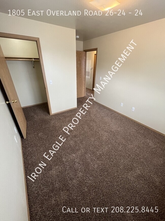 Building Photo - 1805 E Overland Rd