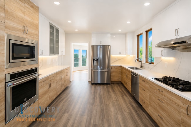 Building Photo - Sophisticated Piedmont Home