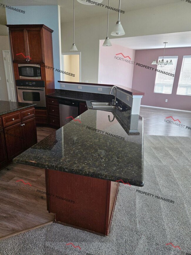 Building Photo - STATUS: *PENDING APPLICATION* R311 | $2195...