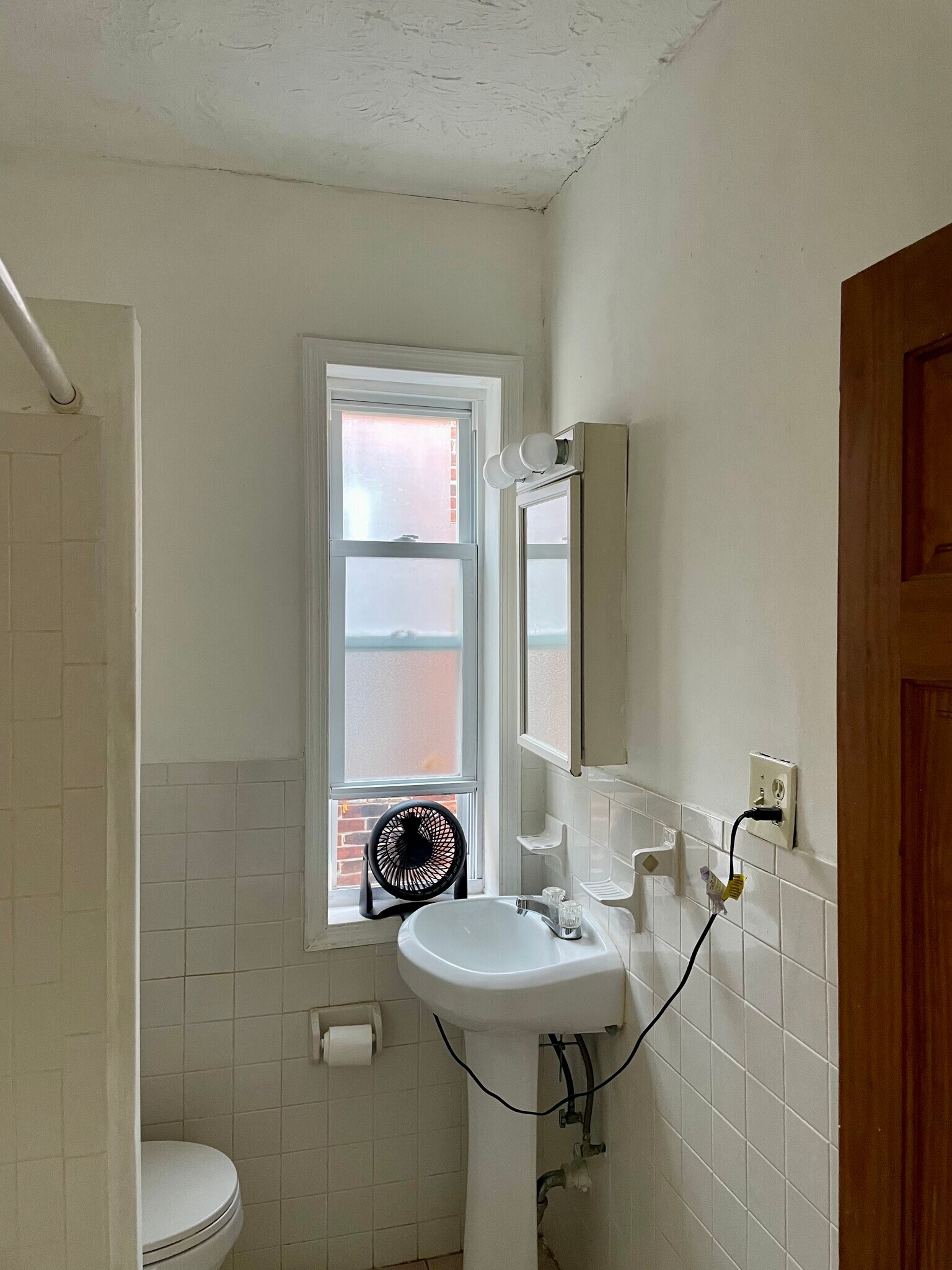 Building Photo - 137 N 57th St