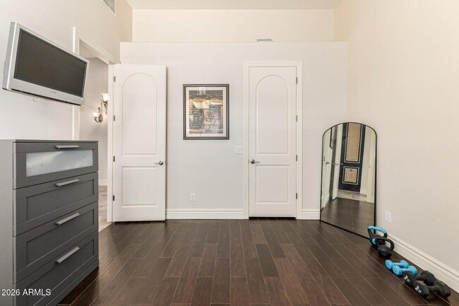 Building Photo - 10919 E Onyx Ct