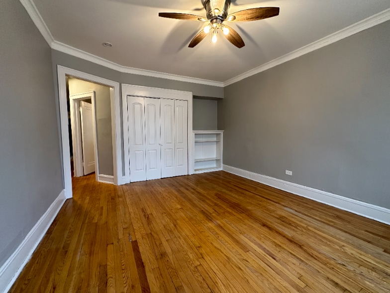 Building Photo - 5901-5911 W Huron St