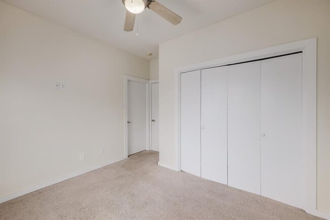 Building Photo - 6000 S Congress Ave