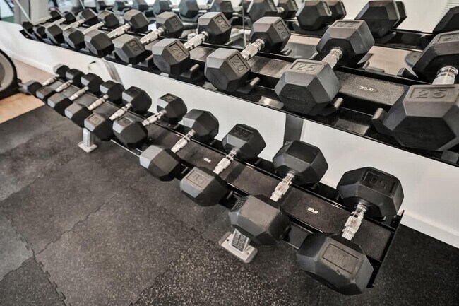 Building Photo - 1220 17th St