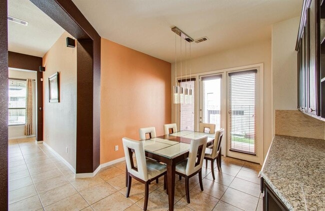 Building Photo - 25314 Celtic Terrace Dr