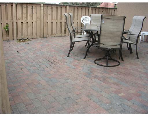 Building Photo - 8285 Severn Dr