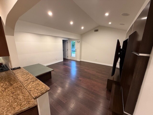 Building Photo - 4635 Cartwright Ave