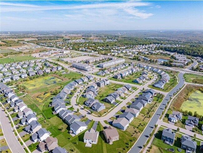 Building Photo - 143X Nutmeg Cir