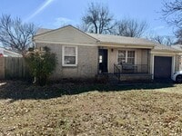 Building Photo - 912 Garver St