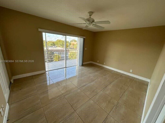 Building Photo - 6289 Lear Dr