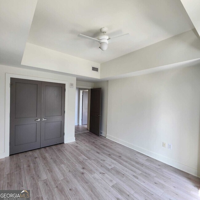 Building Photo - 1100 Howell Mill Rd NW