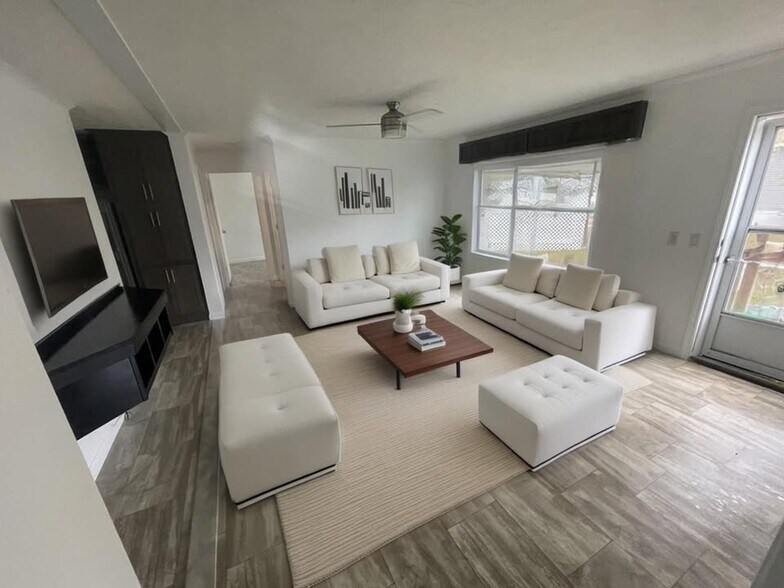 Primary Photo - 16 Belmar St