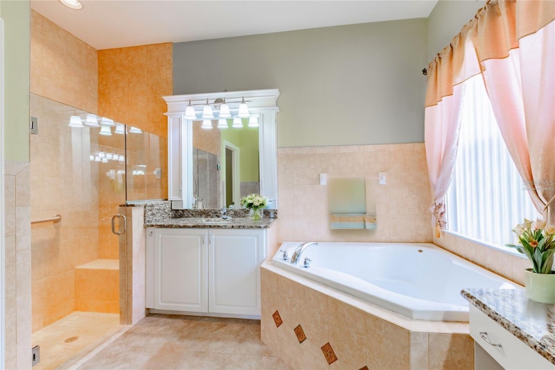 Building Photo - 4936 Sandy Brook Cir