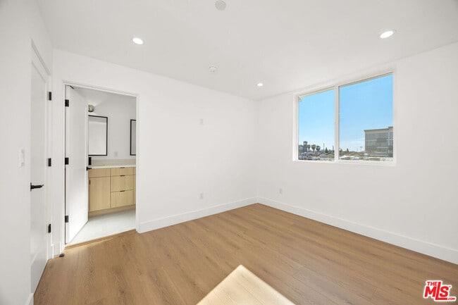 Building Photo - 6239 Banner Ave