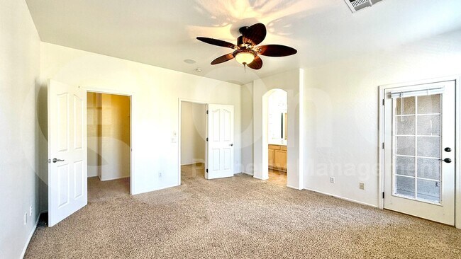Building Photo - 6710 E University Dr