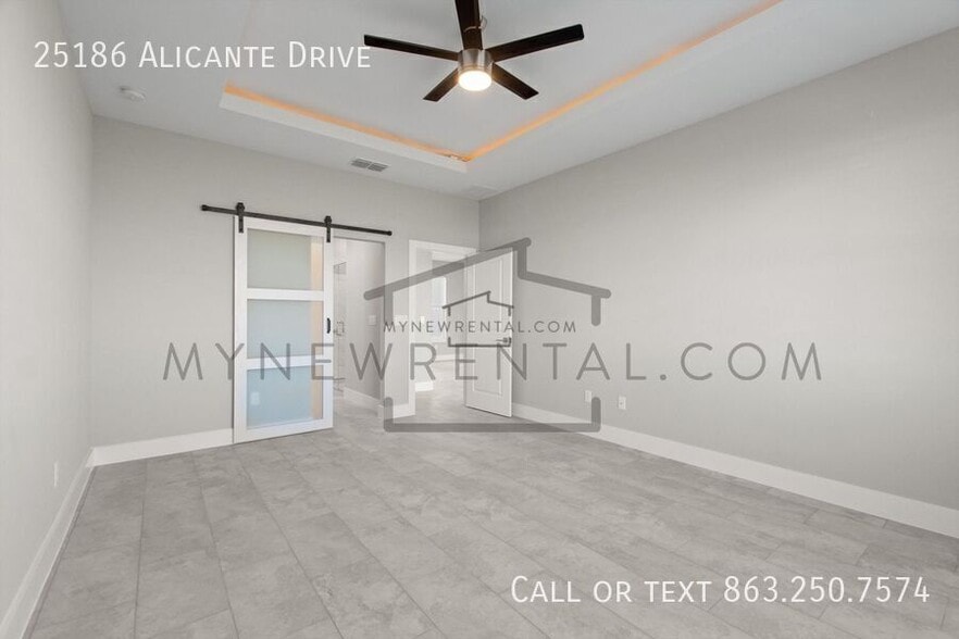 Building Photo - 25186 Alicante Dr