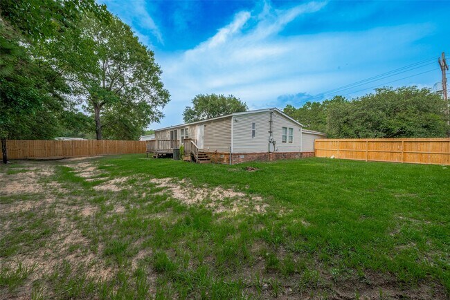 Building Photo - 16282 Wild Oak Ln