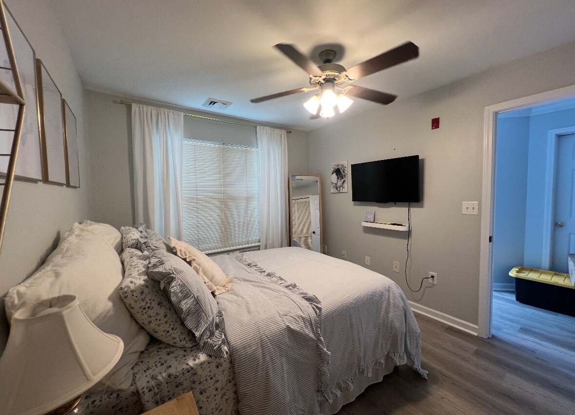 Building Photo - 2008 Millennium Pl