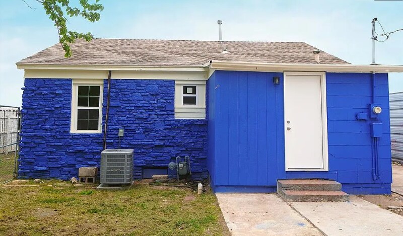 Building Photo - 5202 N Rockwell Ave