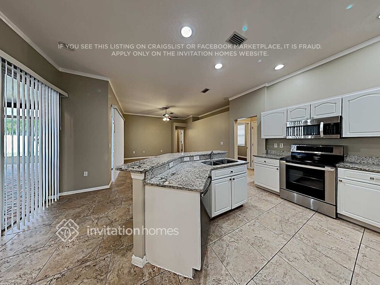 Building Photo - 2742 Abbey Grove Dr