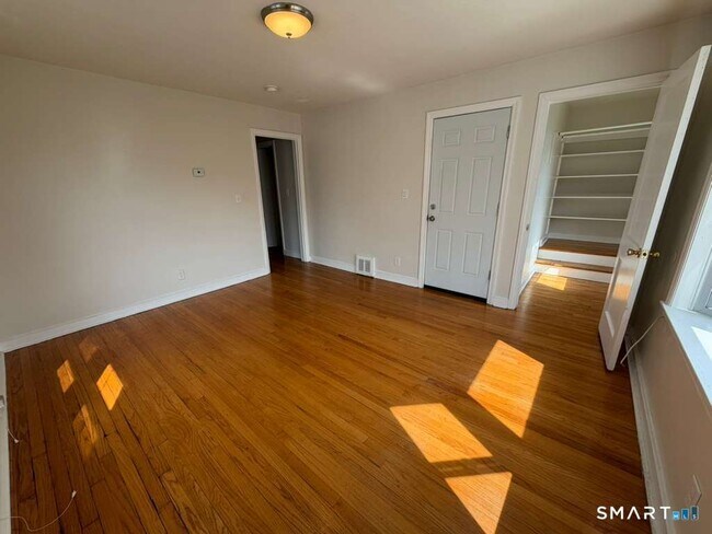 Building Photo - 279 Clermont Ave