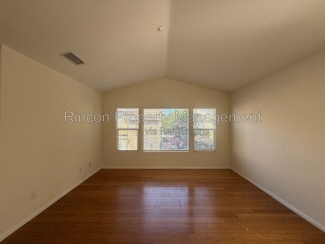 Building Photo - 4763 Templeton St