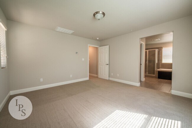 Building Photo - Canvas Collection at Copper River Ranch, 3BR/2.5BA, Built 2018, Gated Community - Lots of Amenities