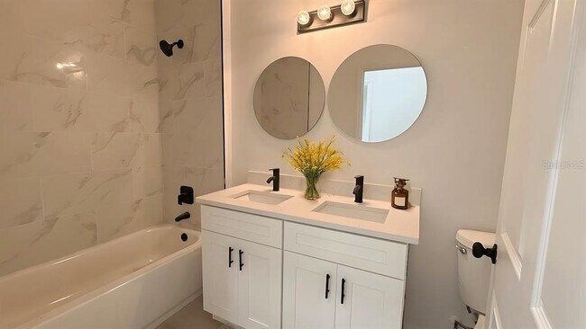 Building Photo - 46 Master Dr