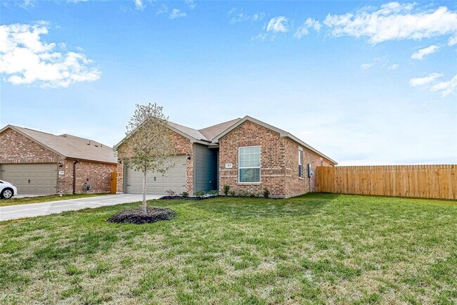 Building Photo - 413 Texas Olive Dr