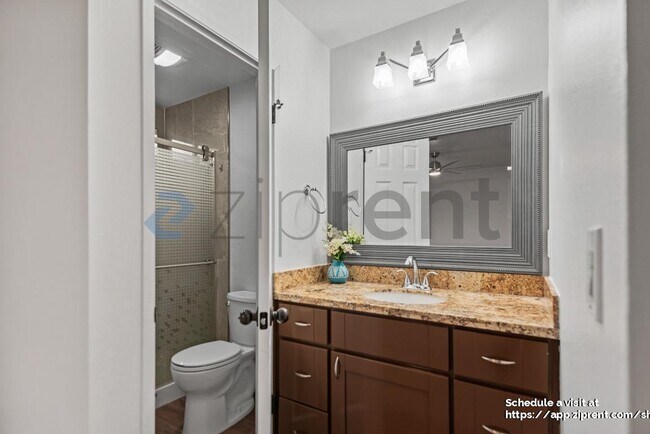 Building Photo - 129 John Kirk Ct