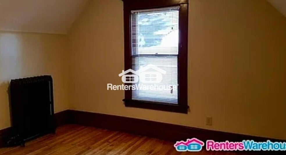 Building Photo - 519 N Penn Ave