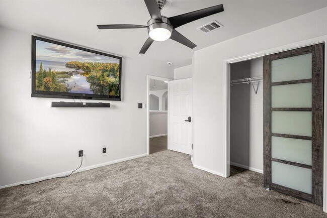 Building Photo - 4405 Bandice Ln