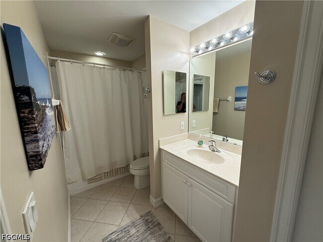 Building Photo - 10540 Amiata Way