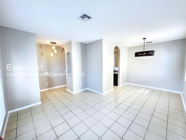 Building Photo - 7709 Armonk Ln