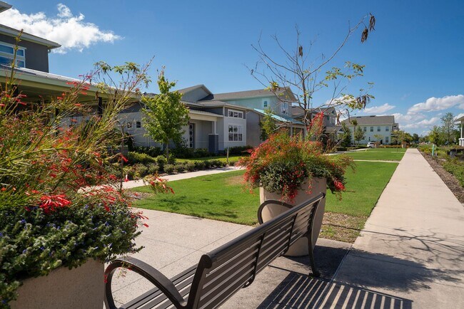 Building Photo - Nice 3/2.5 Bath Home with Bonus Room and 2...