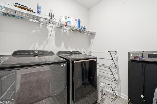 Building Photo - 3860 Pressley Ln