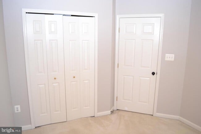 Building Photo - 1725 Emory St