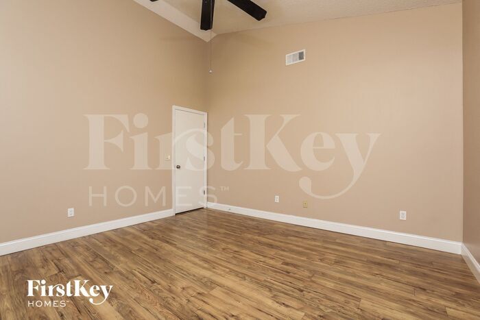 Building Photo - 2049 Greystone Trail