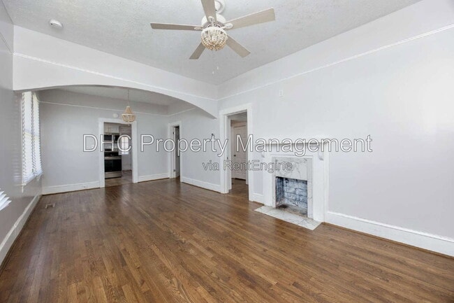 Building Photo - 3120 Pierpont Ave