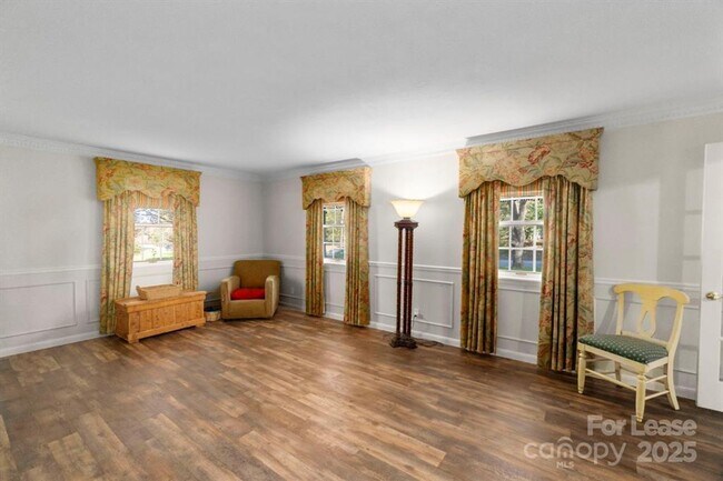 Building Photo - 4 Bedroom 2.5 Bath Home In Conover! Tours available starting March 1st!