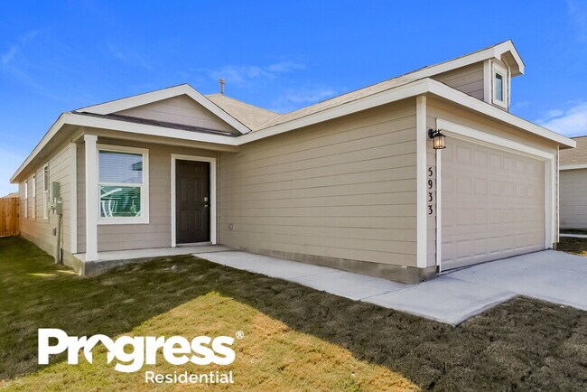 Building Photo - 5933 Antonio Pl